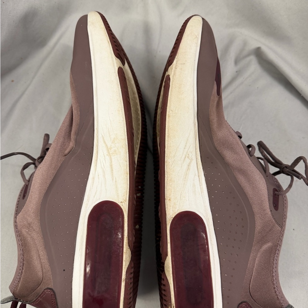 Nike Women's Sneakers in Mauve and Burgundy - Picture 3 of 4